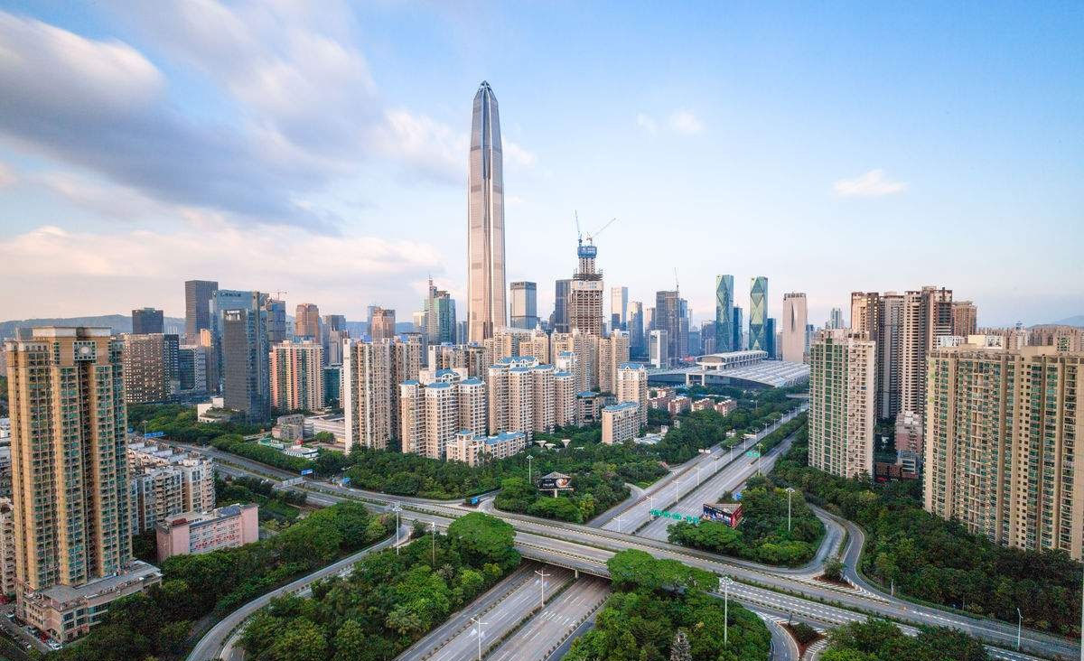 强乱强乱中文字幕