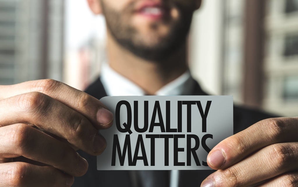 老板要求对问题产品放行，质量部门不放可以吗？