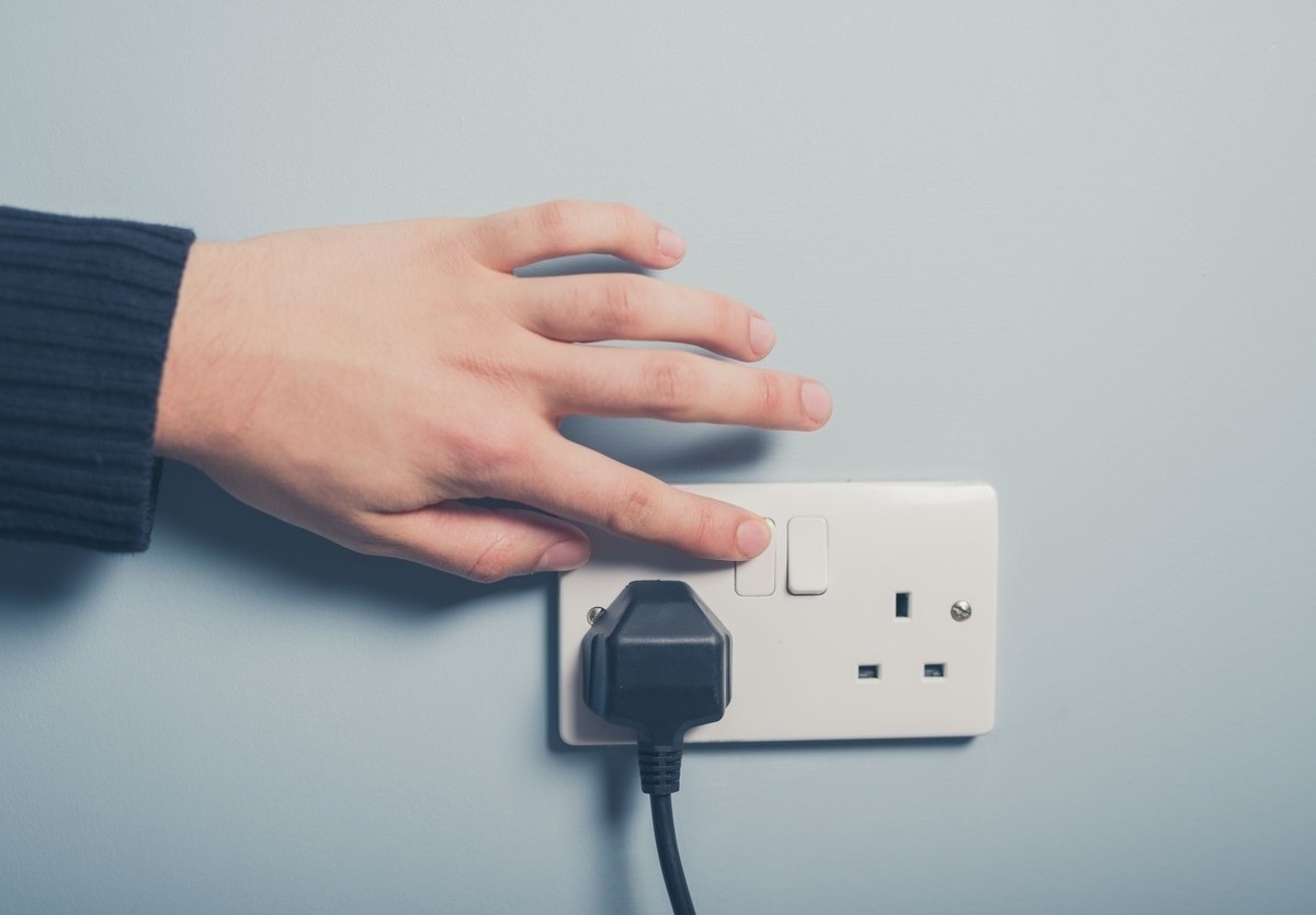 公牛创始人——最慢性子的富豪：13年只做一个产品，一年营收72亿